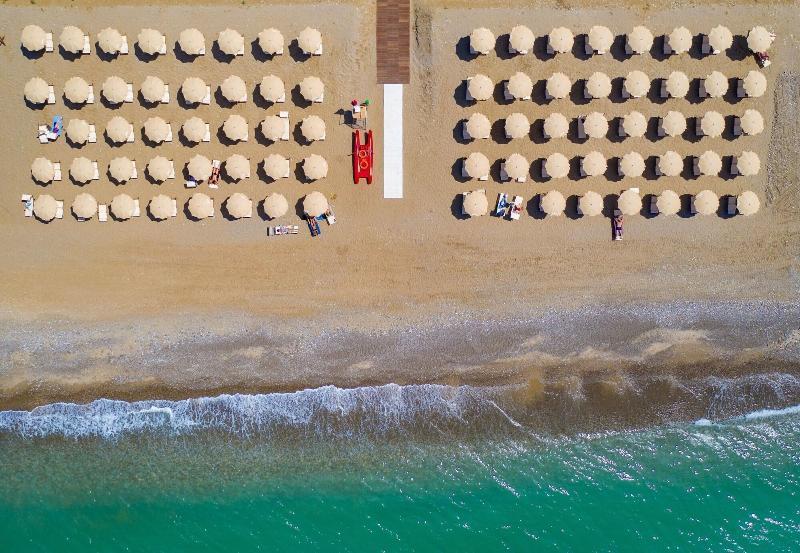 Mangia'S Himera Resort Campofelice Di Roccella Luaran gambar